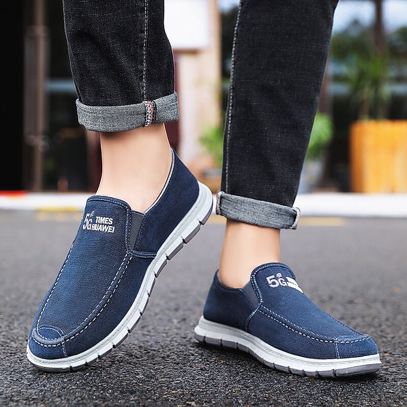 Slip-on Men's Canvas Shoes Breathable Lightweight Comfortable Men Shoes autumn Men's Casual Shoes Lazy Flat Shoes men