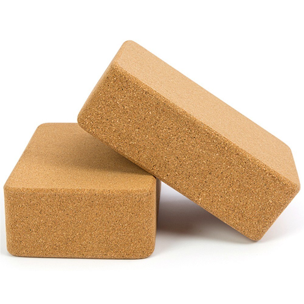 Yogablock aus kork und holz, weicher, hochdichter yogablock zur unterstützung der posen.