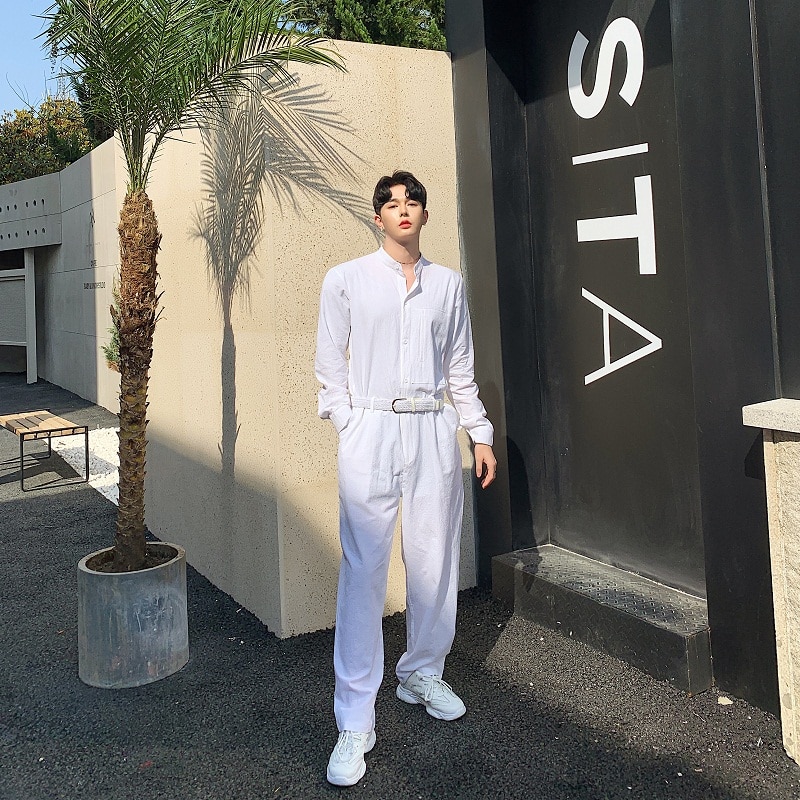 Mænd sommer bomuld linned løse hvide jumpsuits mandlige lange ærmer stå krave skjorte overalls bukser streetwear scene show bukser
