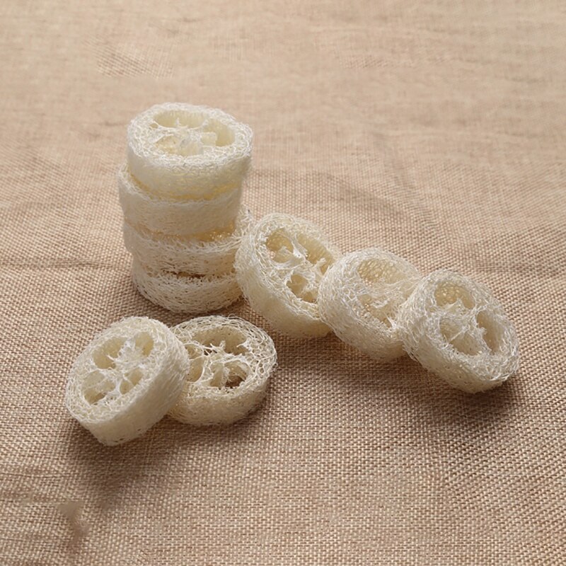 200 Pieces of 4-6 cm Diameter Loofah Slices DIY Custom Soap Tools, Cleaning Supplies, Sponge Washer
