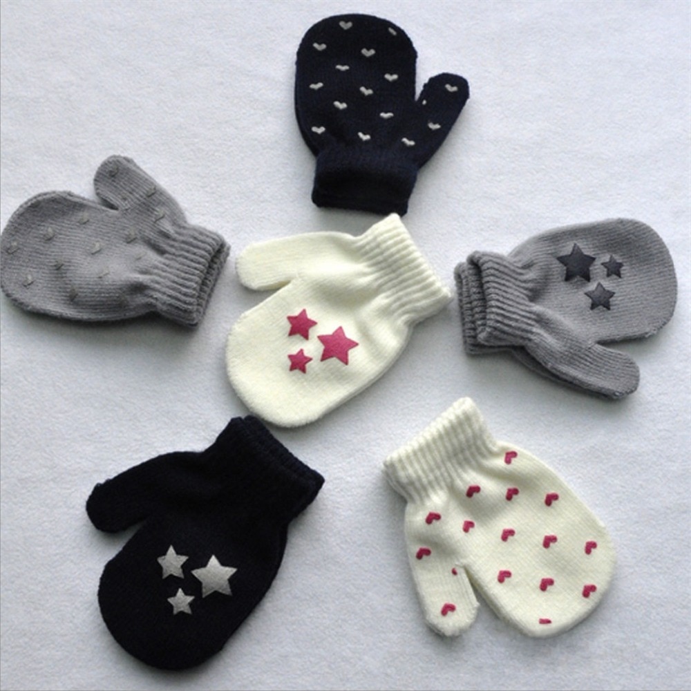 White, Blue, Gray Kids Dot Star Heart Pattern Mittens Boys Girls Soft Knitting Warm Gloves