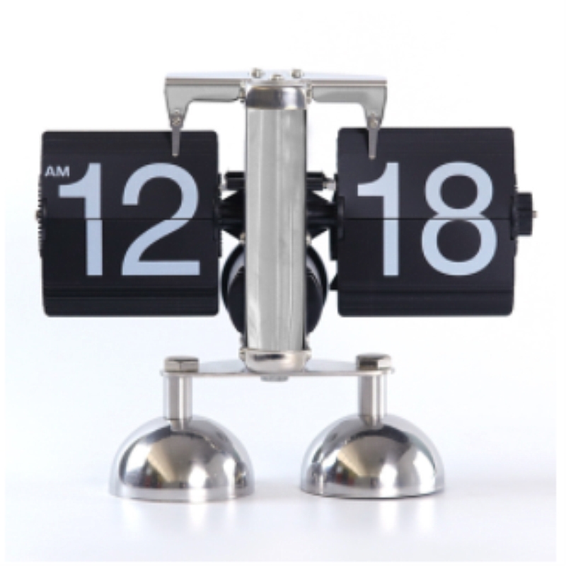 Horloge rotative automatique de Page Style européen, petite Balance, toute nouvelle horloge de bureau rétro pour salon, décorations simples pour la maison