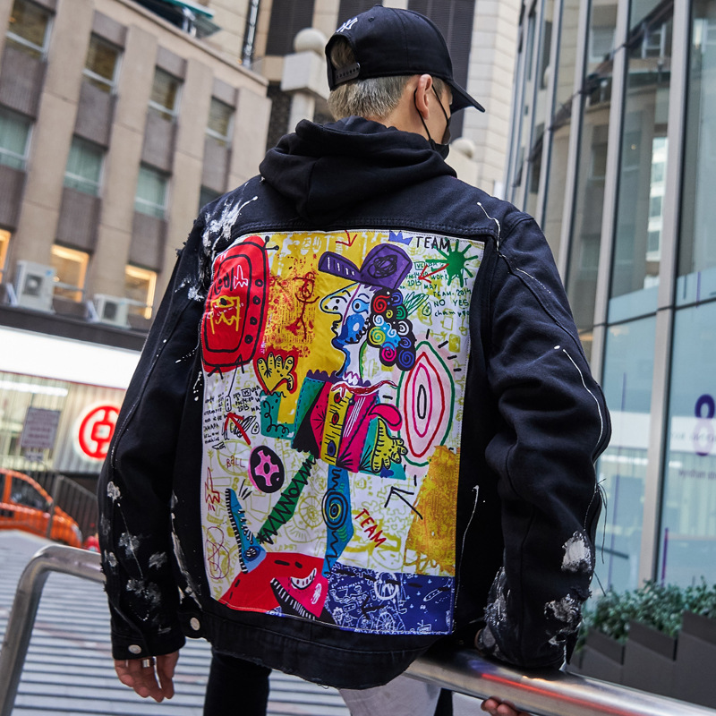 Streetwear graffiti jeans jakke mænd forår hip hop print herre denim jakke rippet patchwork han overcoat
