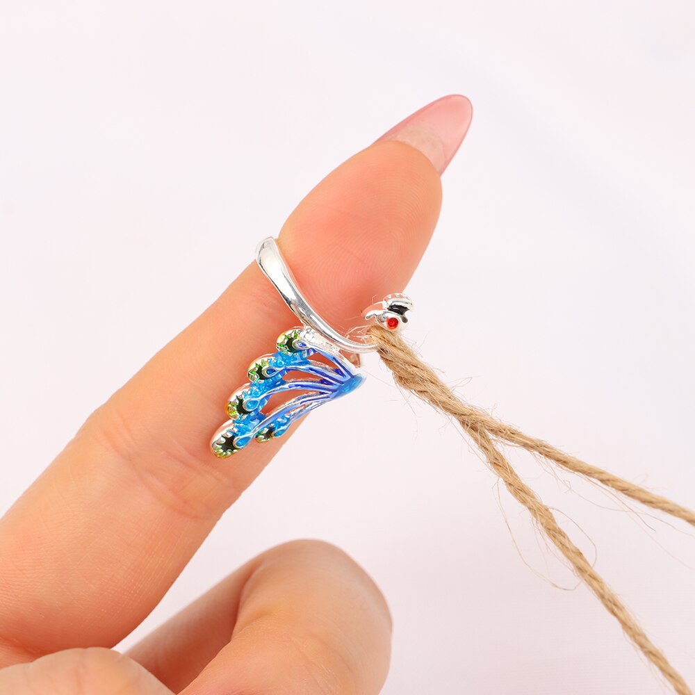 Painted Koi Peacock Crochet Loop Adjustable Open Ring Thimble Yarn Guides Sewing Hook Finger Wear Knitting Tools Accessories