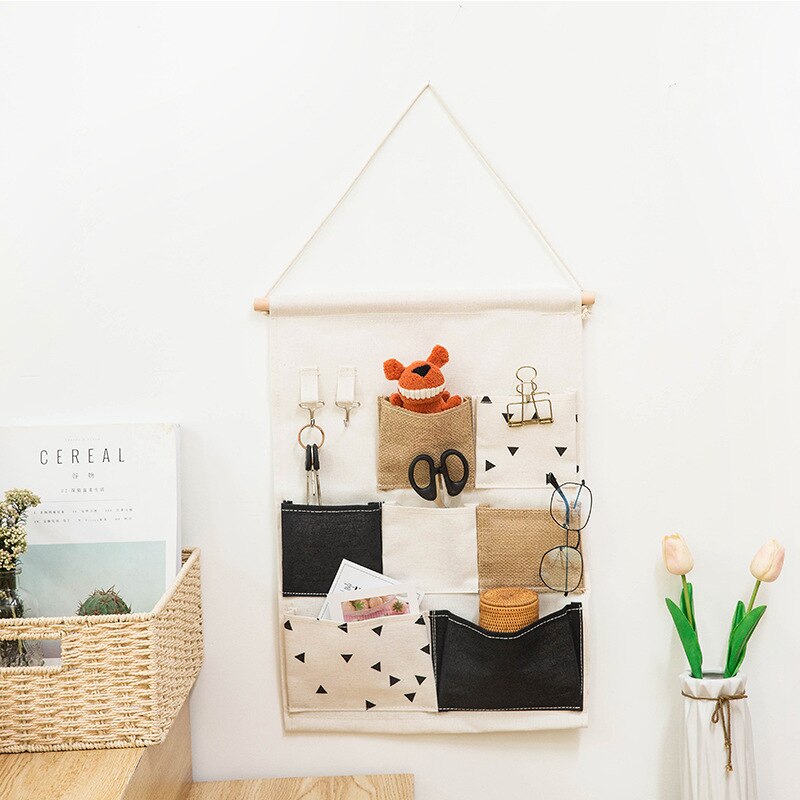 7 lommer væghængende opbevaringsposer bomuldslinnedørorganisator vandtæt pose soveværelse hjem vægdekoration kat serie: Sort