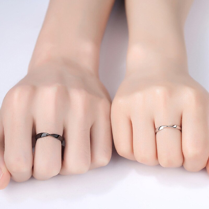 Mobius Paar Ringen Mannen Vrouwen Simple Zwart Wit Open Ring Voor Bruiloft Verjaardag Voorstel Shoping