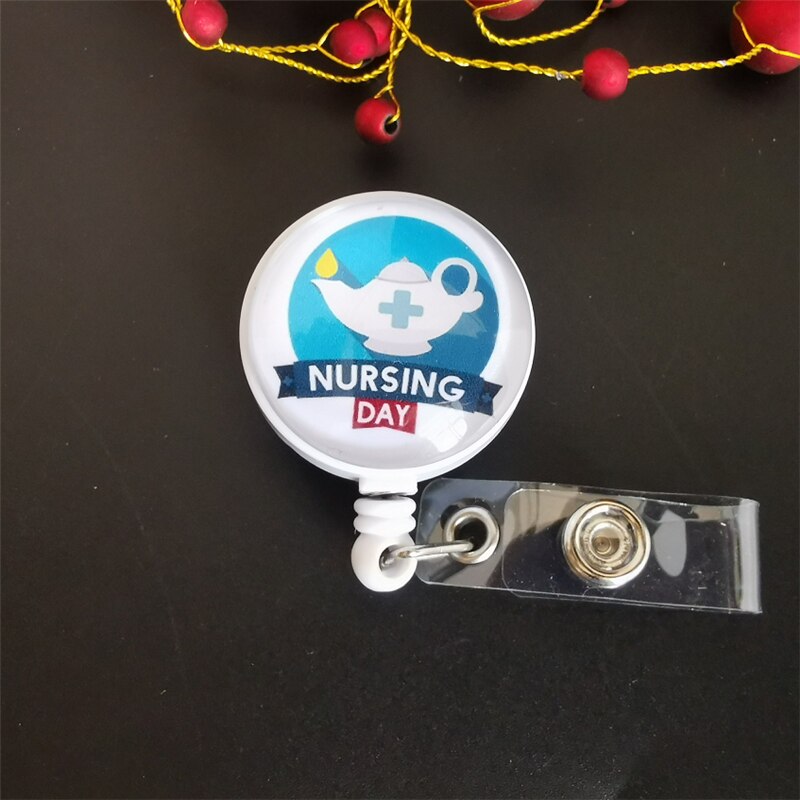 1 stykke udtrækkelig sygeplejerske badge rulleholder apoteker læge id-kort badge klip udstilling id-kortholder: 3