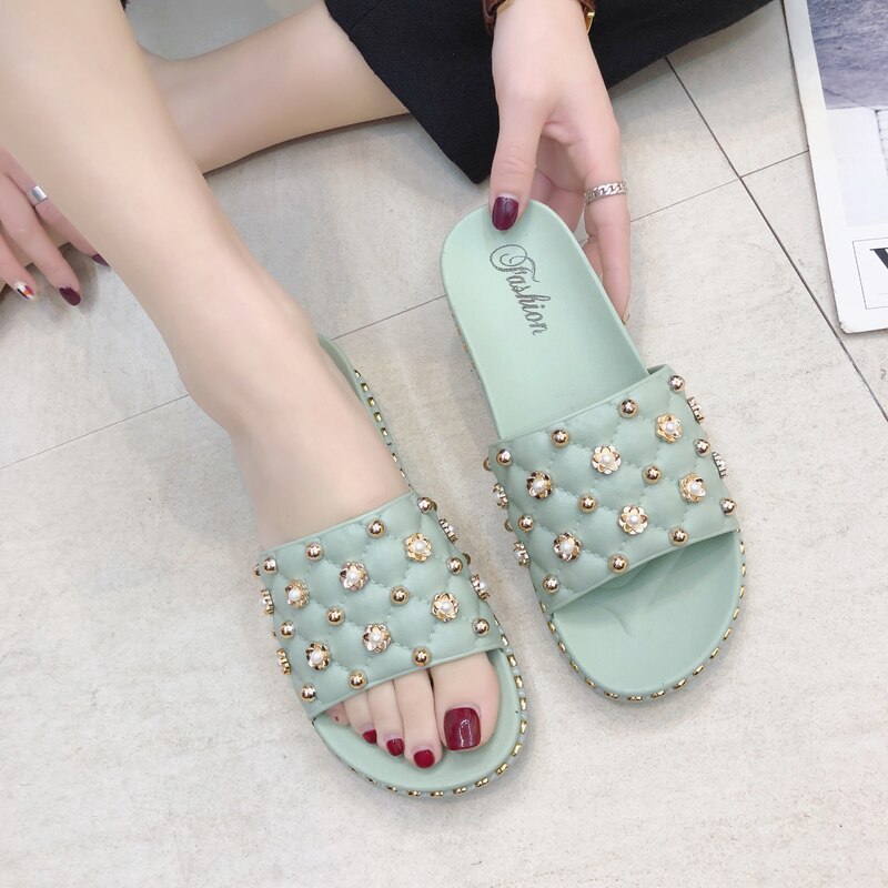 A must have. Sandal of the season. The Jelly is back