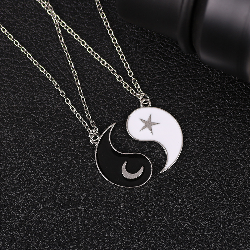Paar Halsketten Set - Yin Yang Tai Chi Anhänger - Goldene Kette Schmuck für Liebende Freunde