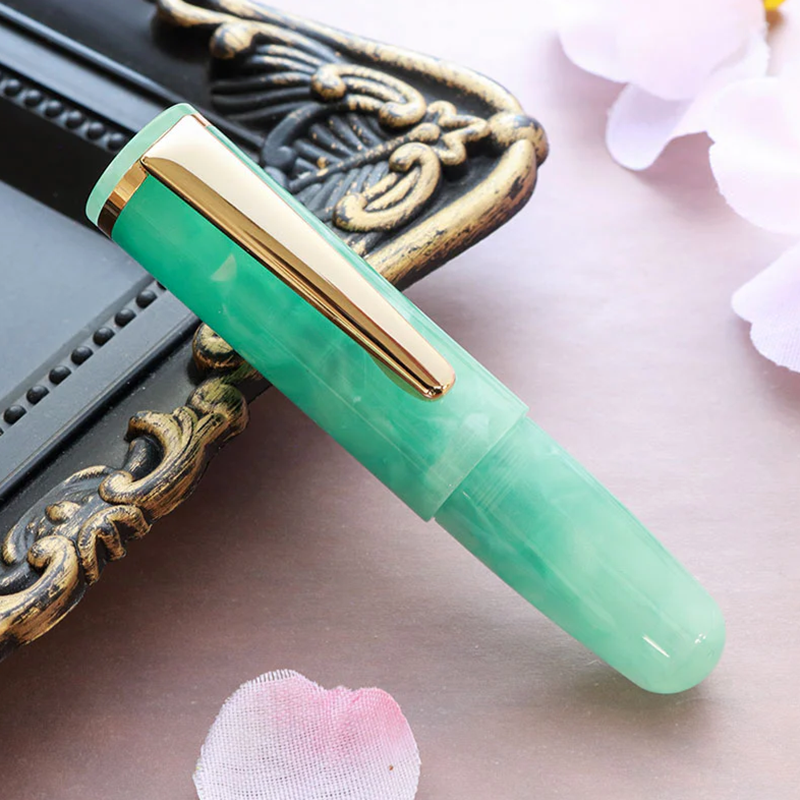 Mini pluma estilográfica, pequeña y Linda, se puede llenar con tinta para escribir.: verde / efecto