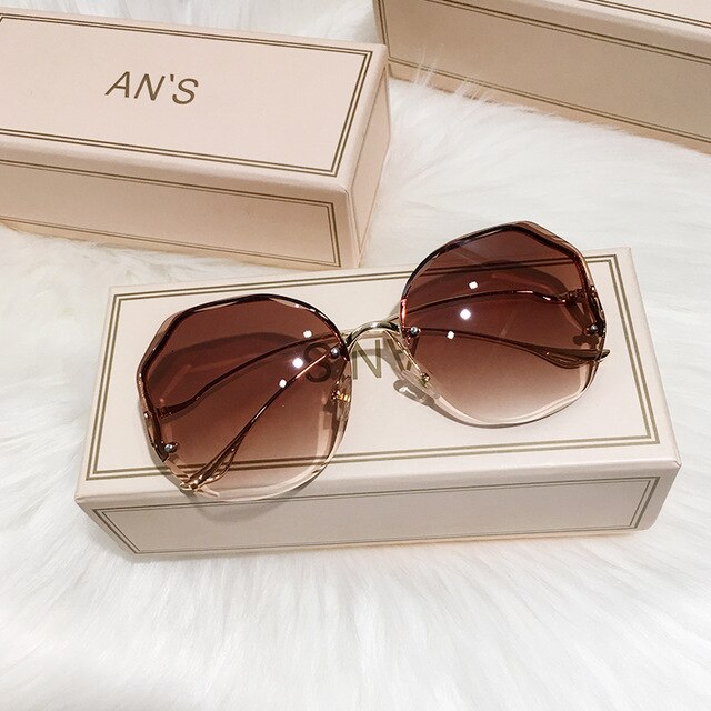 GISAEV-gafas de sol con degradado de té para mujer, anteojos de sol femeninos con corte de agua en el océano, patillas curvadas de Metal, UV400,: tea