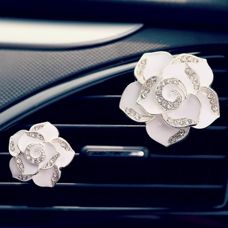 Udsøgt metalfarve blomster auto tilbehør styling smuk camellia bil parfume luftfriskende middel til klimaanlæg
