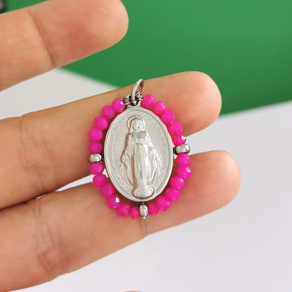 QMHJE-collar con colgante de la Virgen María para mujer, gargantilla, cadena de cuentas, Color dorado y plateado, joyería colorida de arcoíris de acero inoxidable