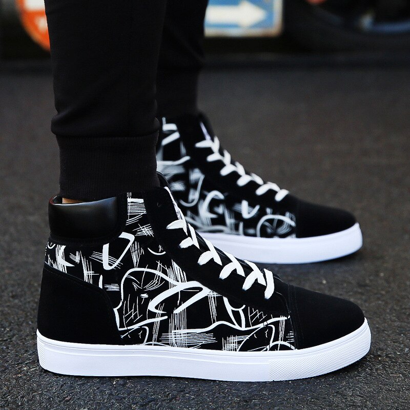 High top Sneakers Men Canvas Shoes Cool Street Shoes Young Male Sneakers Black Blue Red Mens Causal Shoes 64 gh7