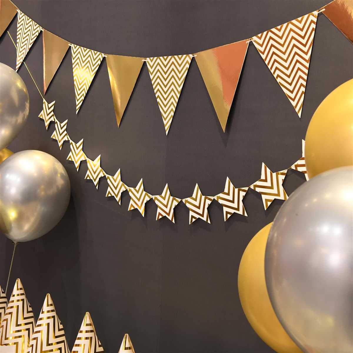 Gouden Streep Serie Party Decoratie Wegwerp Servies Sets Papieren Borden Banner Popcorn Dozen Voor Kinderen Verjaardag Baby Shower
