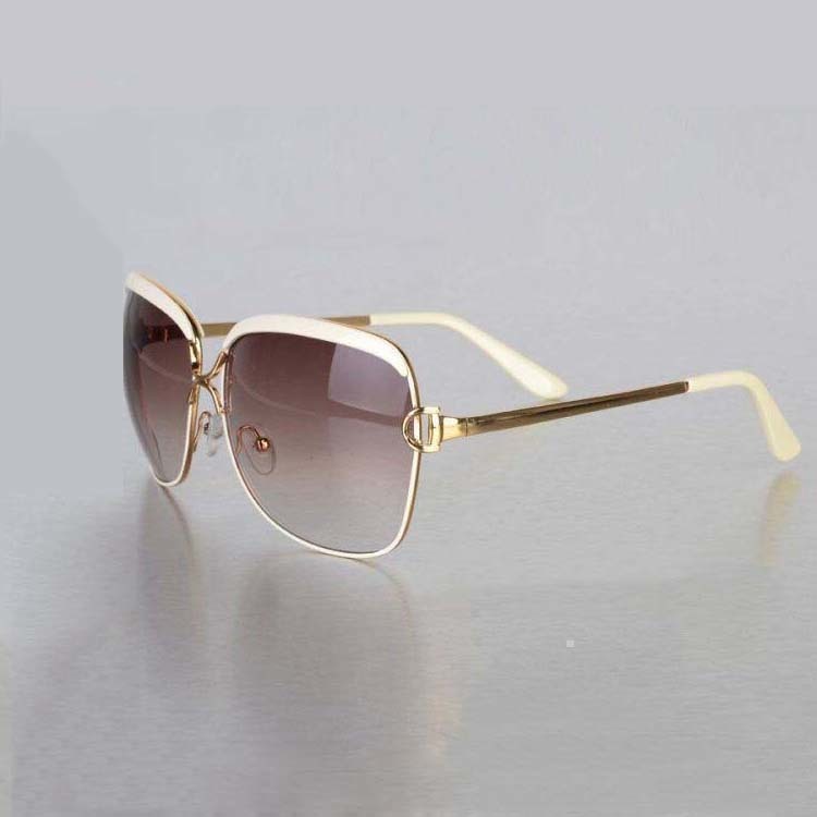 Luksus mærke solbriller kvinder sorte retro solbriller til kvinder vintage dame sommer stil solbriller kvindelig berømt  uv400: Hvid