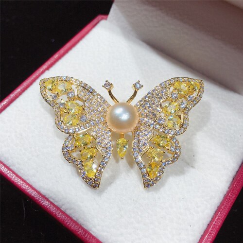 ZHBORUINI Feine Schmuck Natürliche Süßwasser Perle Brosche Jahrgang Schmetterling Brosche Stifte Perle Schmuck Frauen Dekoration: gelb rosa