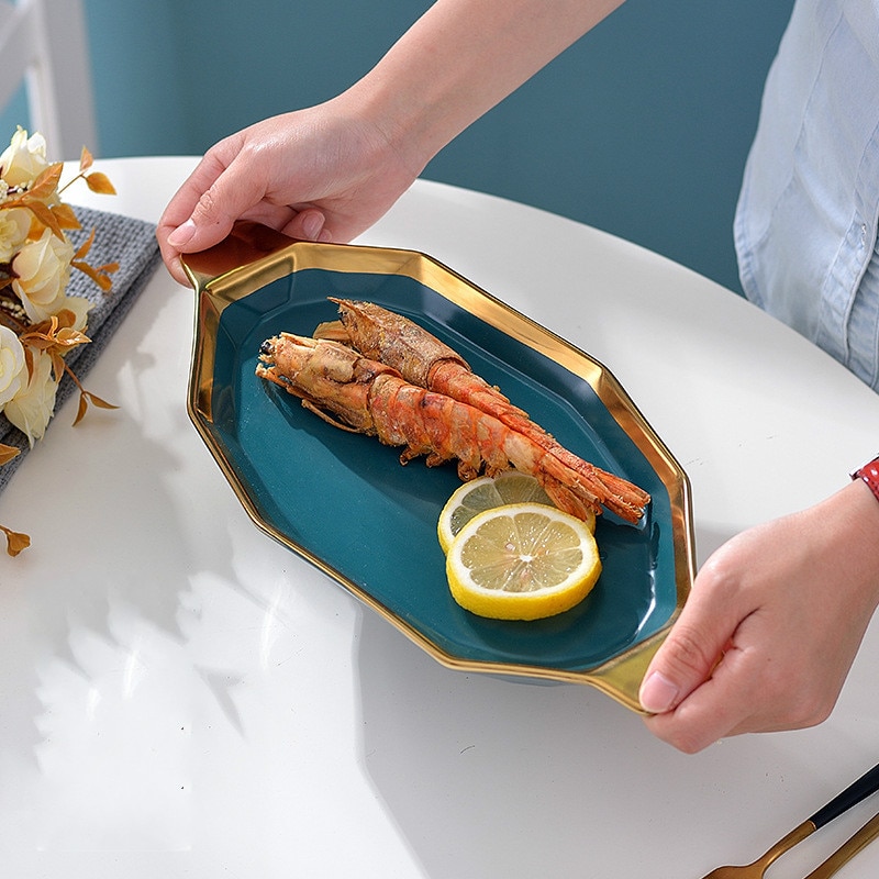 Nordisk kjøkken keramisk middagstallerken bolle mørkegrønn servise husholdningstallerken bakepanne husholdning fisketallerken suppebolle