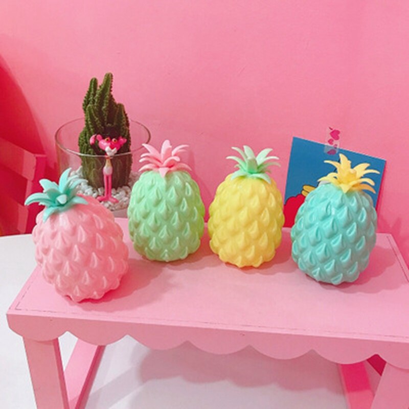 Ananas Anti Stress Palla Uva Divertente Gadget Giocattoli di Sfiato di Decompressione Per I Bambini Lo Stress Autismo Polso della Mano Spremere Giocattoli B1044