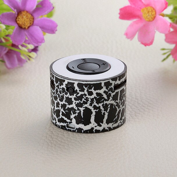 Mini altavoces estéreo de graves portátiles, reproductor de música MP3 TF, altavoz inalámbrico TF, reproductor de MP3 de tono táctil de plástico: B