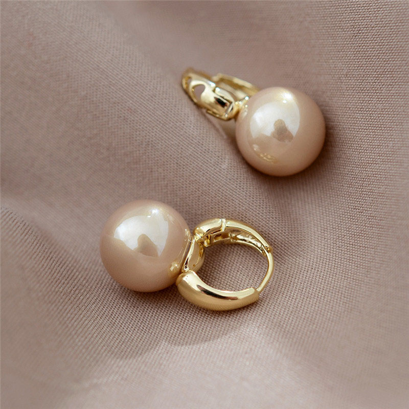 Nuevos bonitos pendientes de aro con tachuelas de perlas para mujer, pendientes minimalistas de Color dorado, aros pequeños Huggies, joyería de para boda: Color amarillo dorado claro