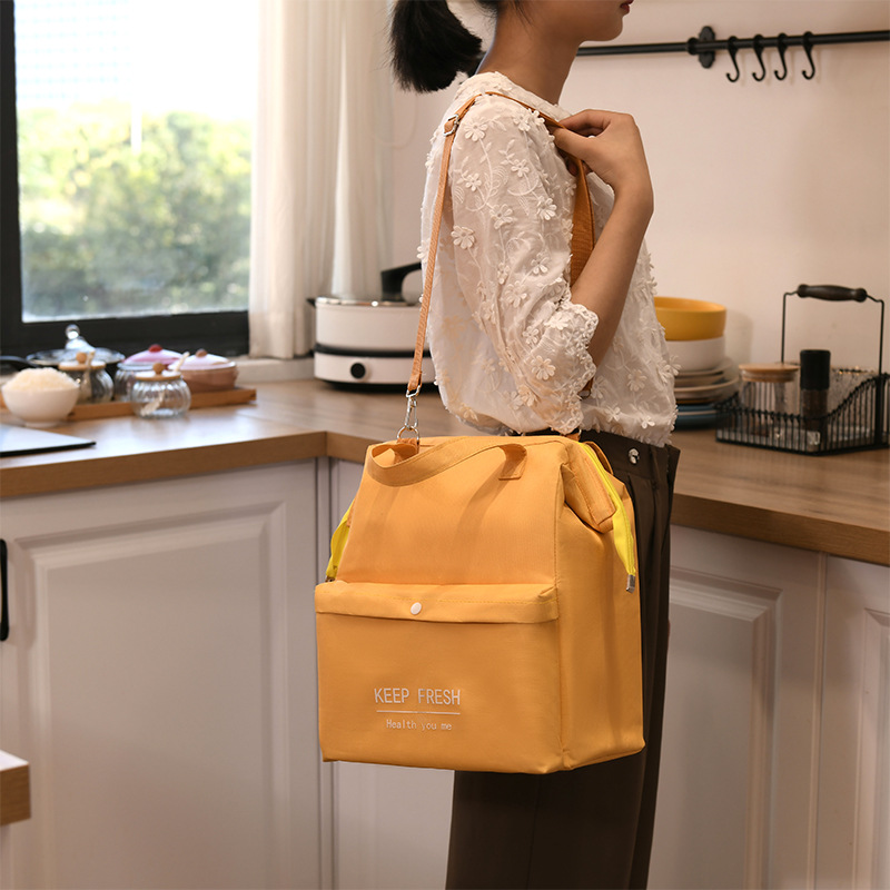 Large Capacity Lunch Bag Women Waterproof Insulated Shoulder Crossbody Bags for Lunch Box Picnic Portable Fresh Cooler Bags