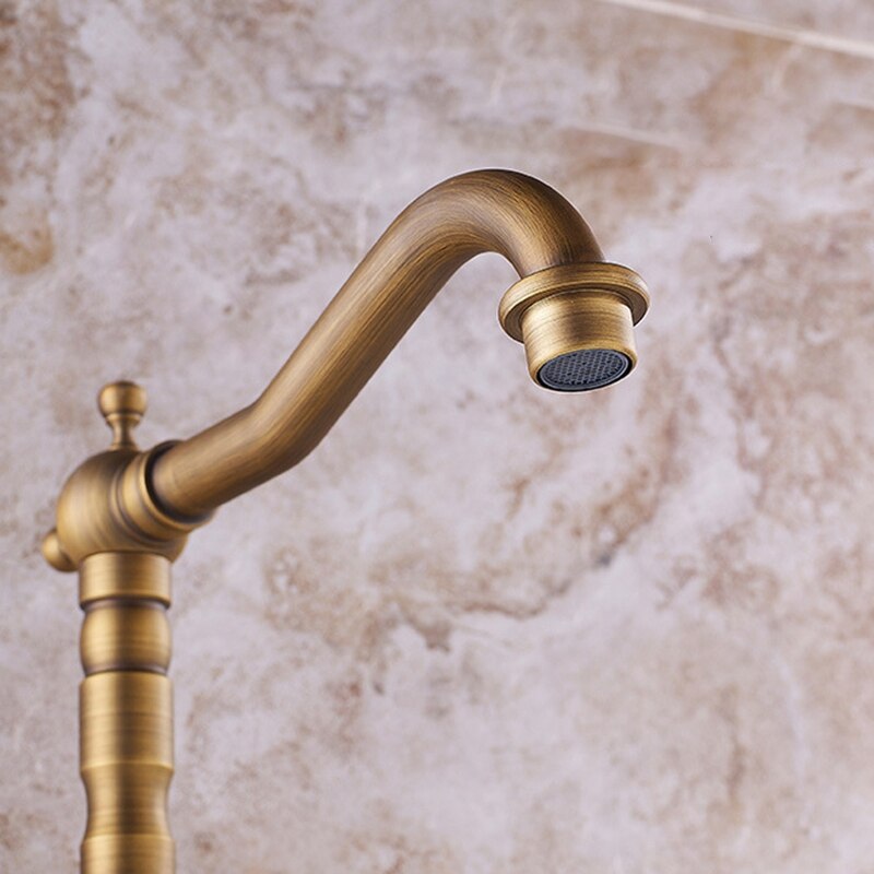 Antique Faucet Bronze Bronze Double Handle Rotating Spray Faucet Bathroom Faucet Retro Style Brass High Basin Faucet