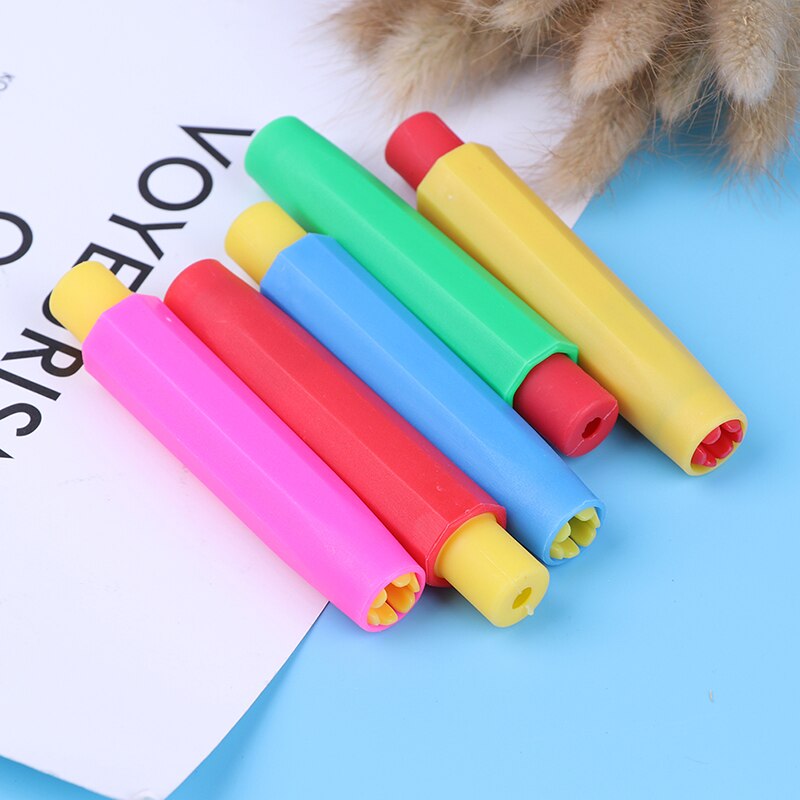 Holders Clean Teaching Hold for Teacher Children Kawaii Stationery 5pcs Health Non-toxic Chalk random Chalk Clip Colourful Chalk