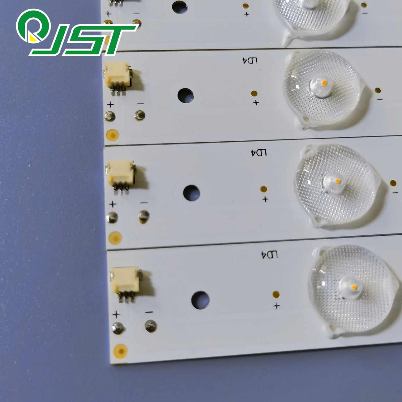 10 pezzi LED 43A1 43S1 43U1 43M1 43A1D 43A1U 43U3C 43C1U 43CE220M 43J3000 43D2000N 43D3000iD 43D3700i 43D6000 SVJ430A16-Rev00-4LED