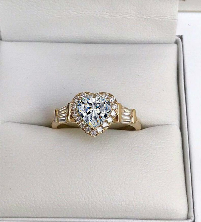 Elegante Edle Gold Farbe Herz Ring für Frauen Eingelegten Weißen Zirkon Steine Hochzeit Ringe Braut Engagement Schmuck