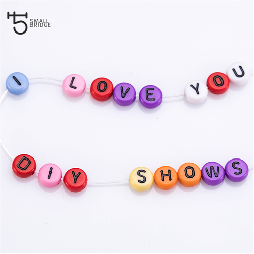 200 stuks Platte Ronde Acryl Letter Kralen voor sieraden maken Armband DIY Accessoires Alfabet Diy Kralen P600: P602