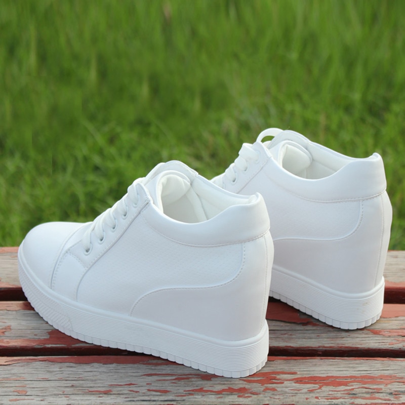 Vita dolda kilklackar sneakers fritidsskor kvinna höga platåskor kvinnors höga klackar kilskor för kvinnor