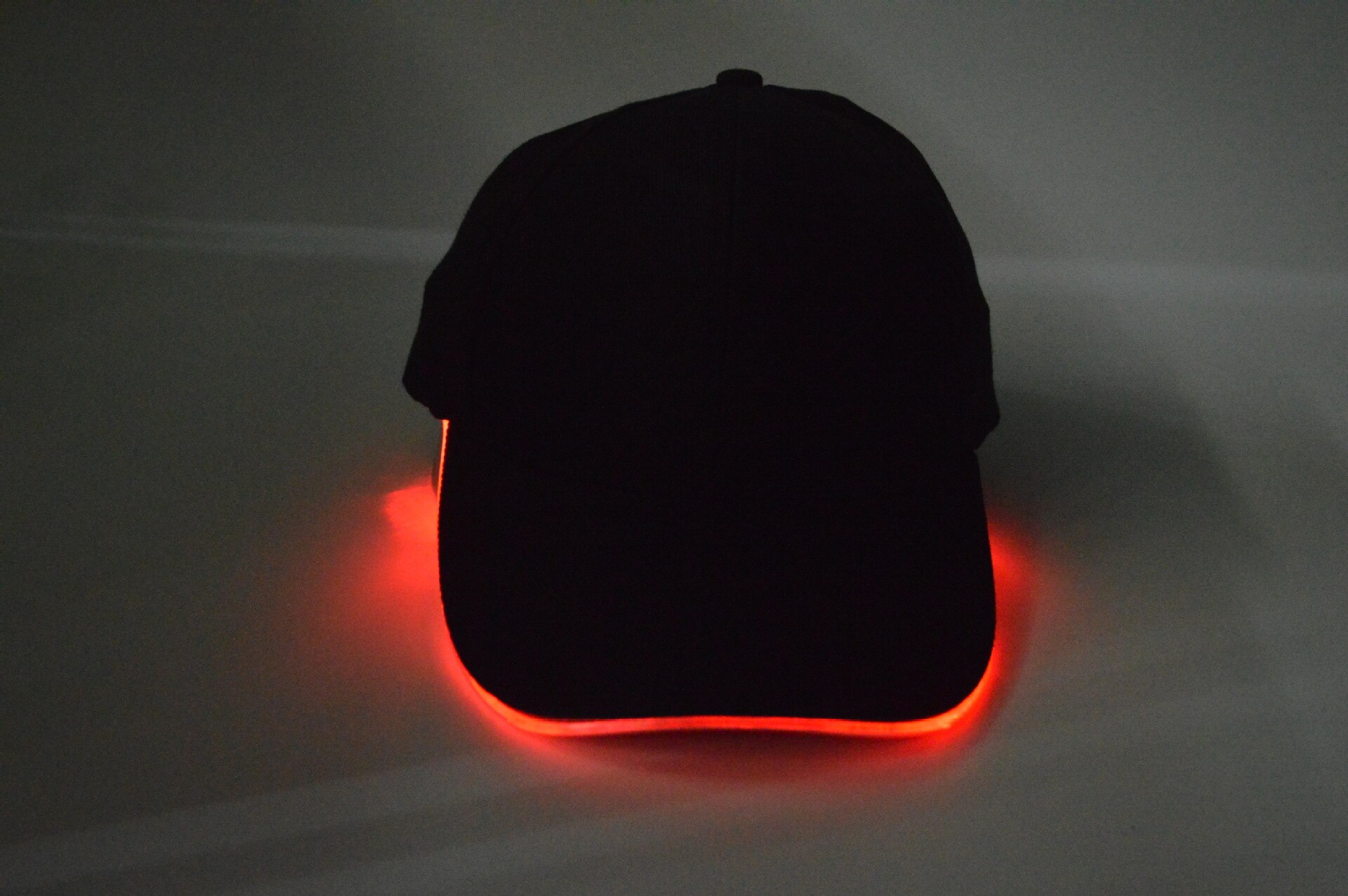 LED Lamp Baseball Cap Camouflage Night Fishing Mountain-climbing Hat Outdoor Lighting Alpine Cap Duck Tongue Hip Hop Snapback: Red