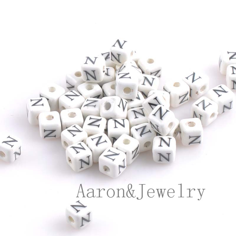 heißer Weiß A-Z Gemischte Buchstaben Alphabet Würfel Keramik Buchstaben Perlen passen Schmuck machen 8mm 10 stücke YKL0355X: Braun