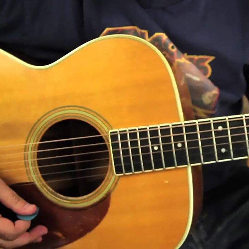 60 Pack Abstract Art Colorful Guitar Picks, Unique Guitar For Bass, Electric & Acoustic Guitars Includes 0.46mm, 0.