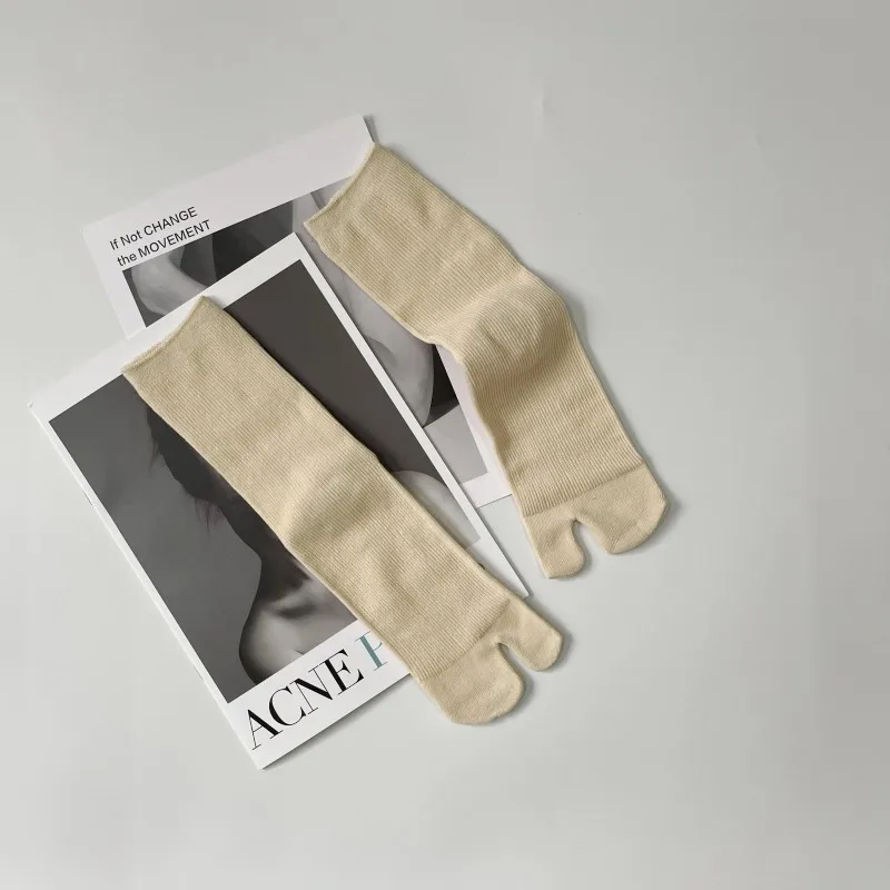 Calcetines de algodón peinado de con punta abierta, calcetines Unisex simples y cómodos de dos dedos, calcetines Tabi japoneses Harajuku para hombres y mujeres: Verde militar