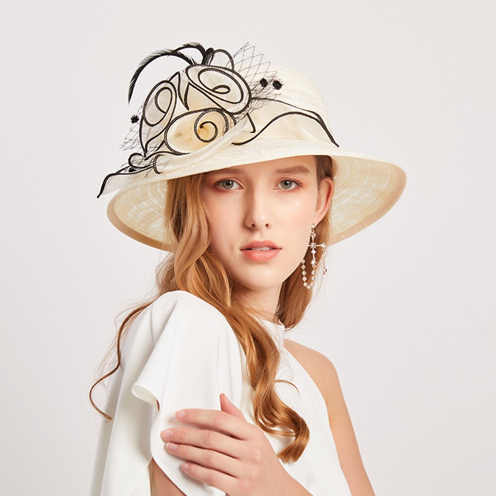 Fs Elegante Bloem Kant Garen Cloche Hoed Beige Opvouwbare Dames Zonnebrandcrème Mode Banket Brede Rand Tovenaar Hoeden