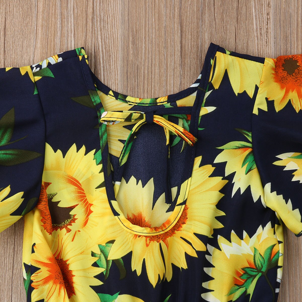 Nieuwe zomer schattige baby meisjes romper ruches korte mouwen bloemenprint jumpsuits 6m-4y