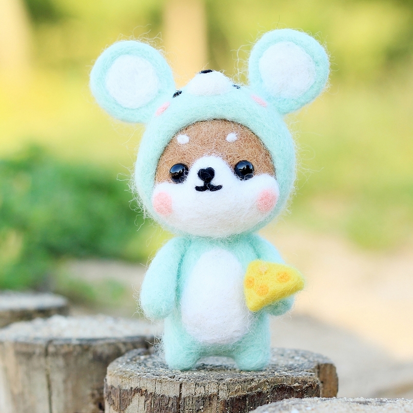 Cats and Dogs Needle Felting Kit, Wool Felting, Beginner Felting Kit - Handmade Animal Felting Set, DIY Craft Kit, Starter Kit: Shiba Inu A