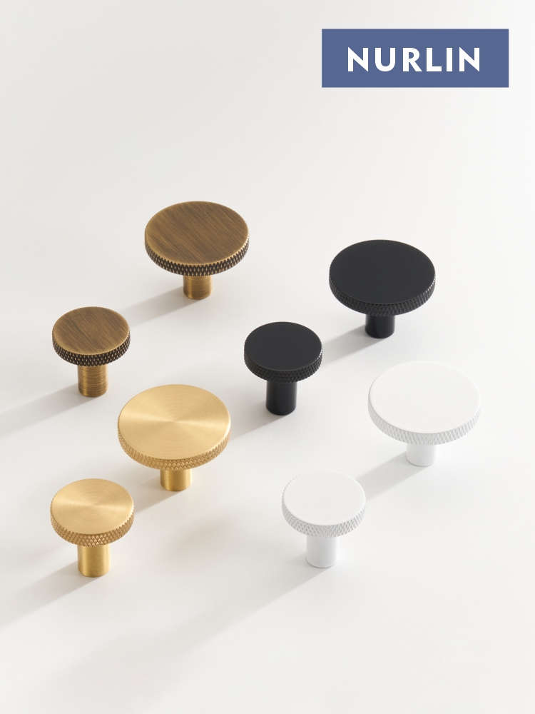 Nurlin Schrankknöpfe aus massivem Durcheinander mit Rändelmuster, mattes Antikmessing, Schwarz-Weiß-Gold, Schrankgriffe, Zauberstab- und Badezimmerhaken