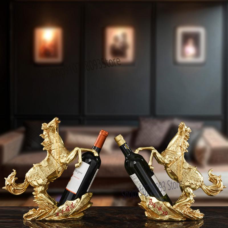 Cheval de luxe avec lumière européenne, chariot à vin rouge, décoration salon, meuble Tv, en résine fait à la main