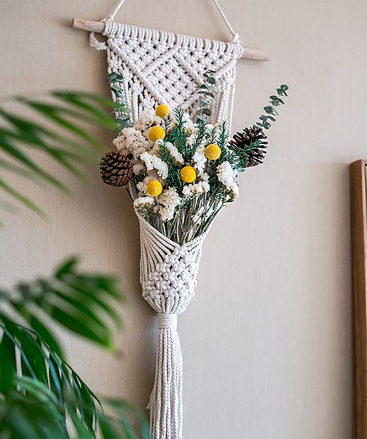 Macrame hand woven wall hanging Bohemian style unique room tapestry art beautiful apartment dormitory decoration 35cm x 110cm