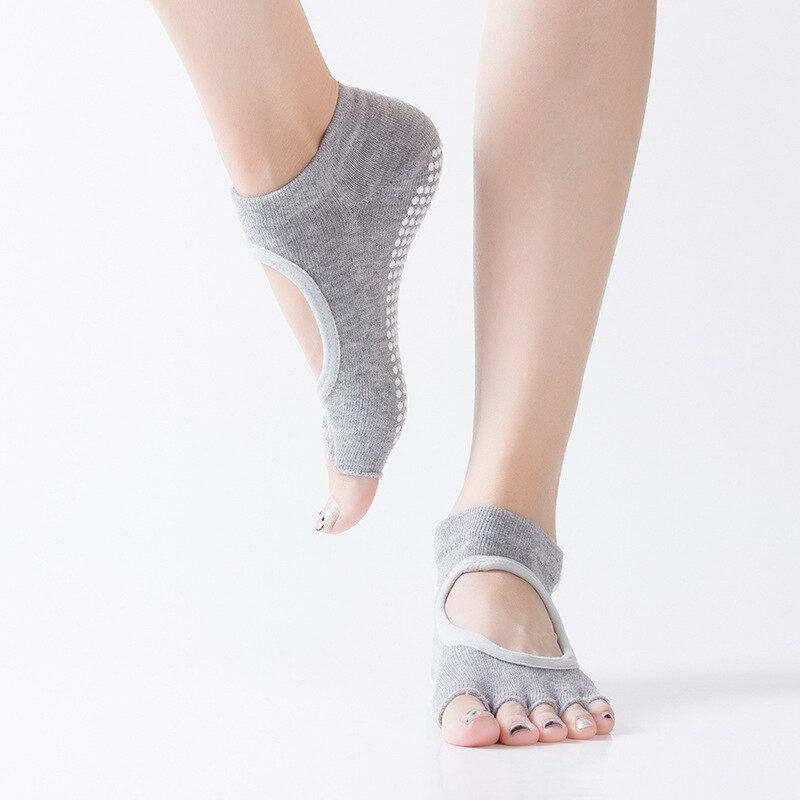 WOYYHO de Yoga-Calcetines antideslizantes con cinco dedos para mujer, medias deportivas transpirables con la espalda descubierta para ejercicio en el gimnasio, medias de algodón para masaje y Fitness: Light Gray