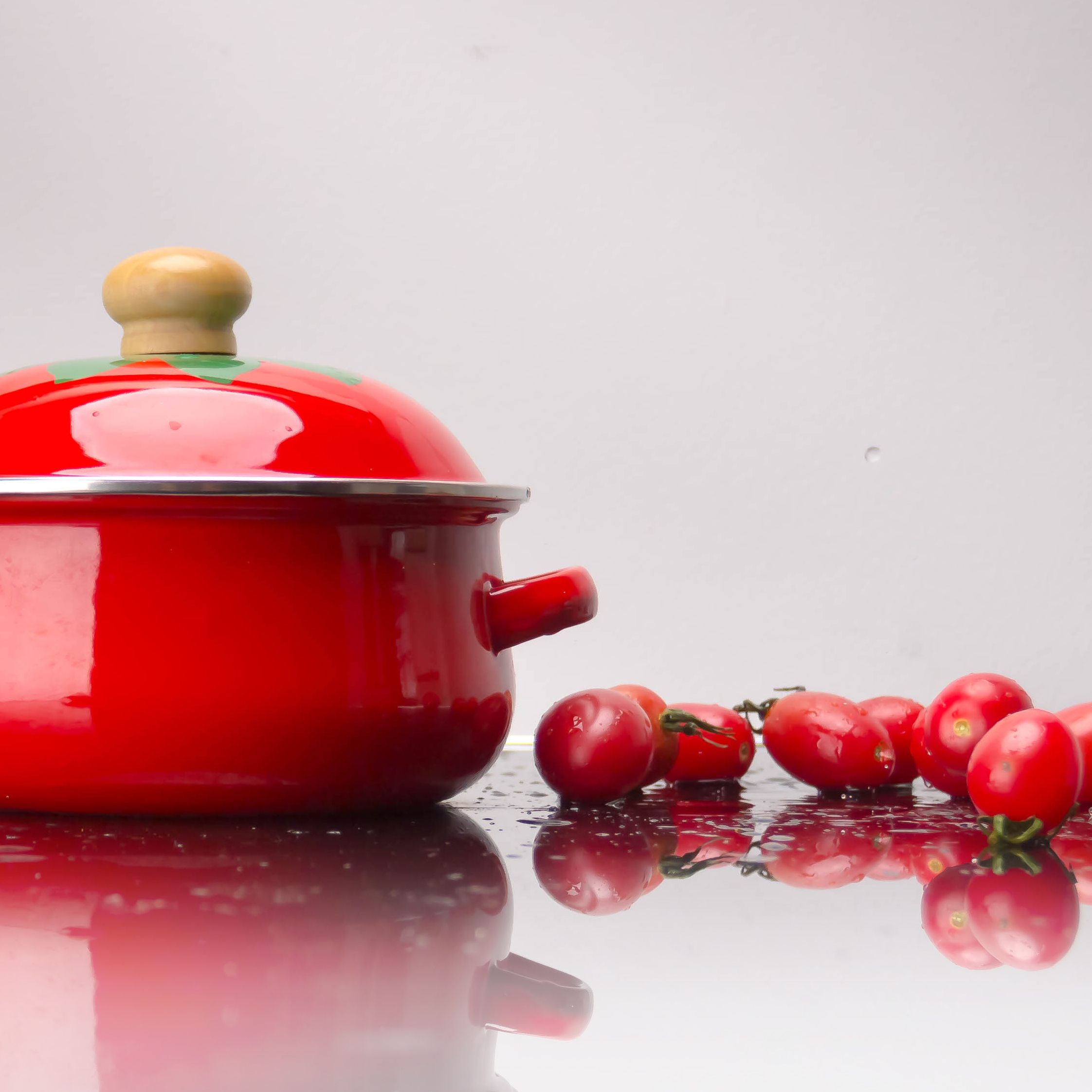 Enamel Japanese Soup Pot with Lid Saucepan Cookware Pan for Gas Cooker Housewares Kitchen Tool Cooking Pots Fast Heating