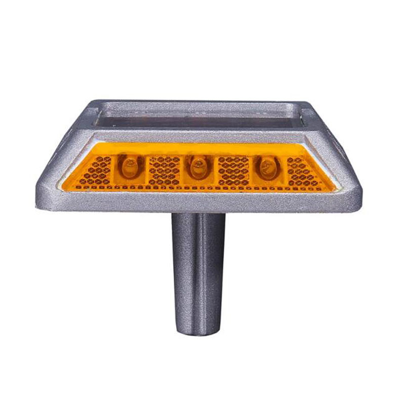 6pcs Yellow Flashing LED light Aluminum Solar Road Stud for traffic safety with Yellow Flashing LED light