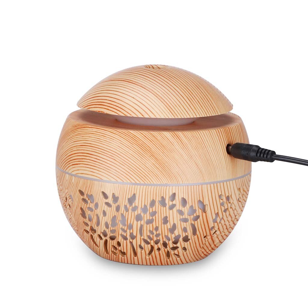 Eine neue Art von Luft Duft Diffusor home LED Leuchtwasserinjektion Befeuchter USB Schnittstelle Mini Haut toning Befeuchter