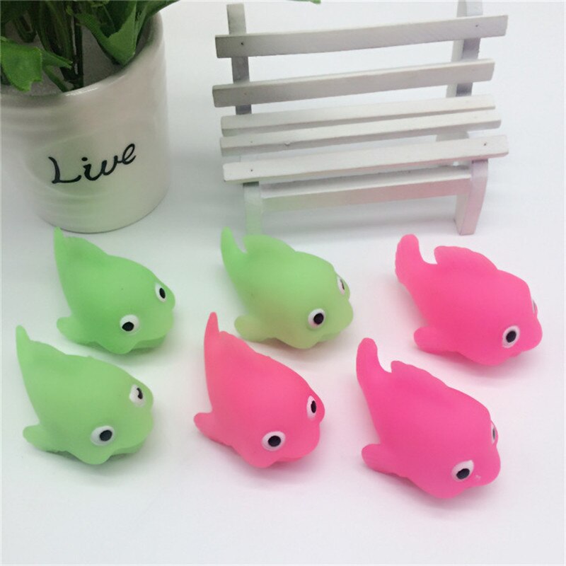 Water Induction Flashing Fish Toys Luminous Funny Water-sensing Baby Bathing Toy Light Up Fish Green Pink Kids LED Toys