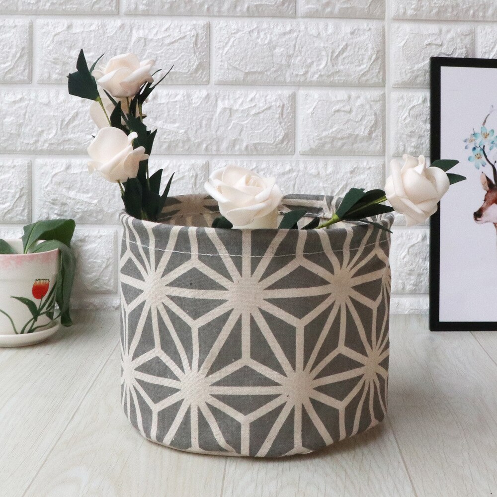 Toy cartoon small storage bucket dirty clothes debris storage basket foldable: Six-pointed star