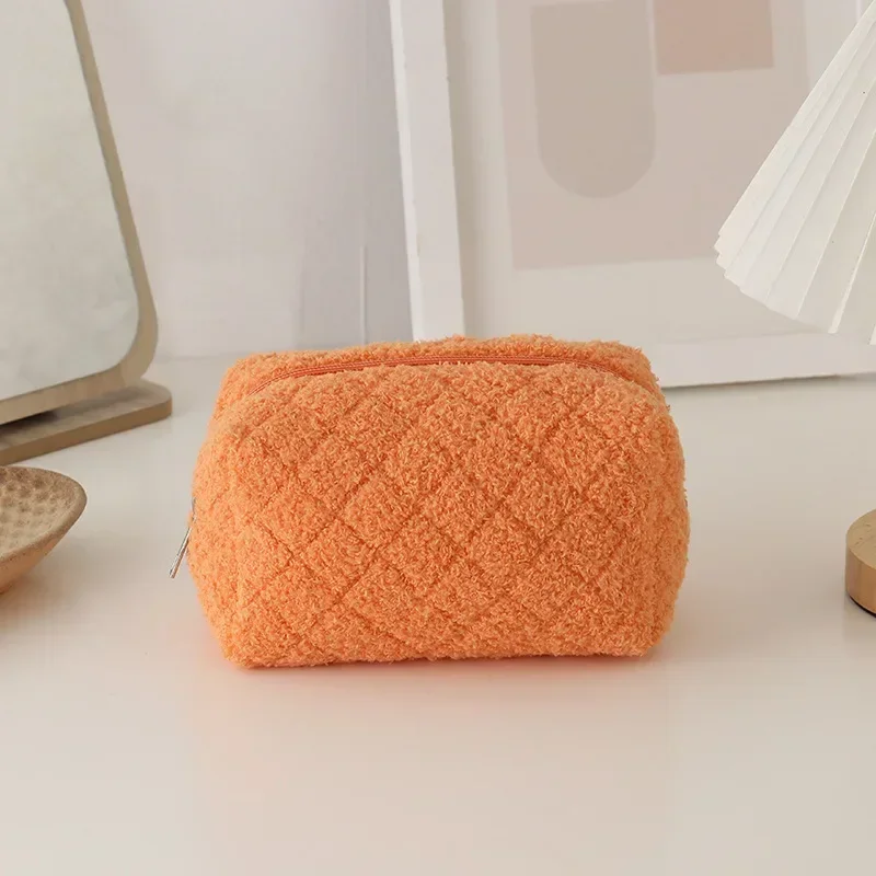 Cute Women's Cosmetic Bag Pencil Case Soft Plush Makeup Bag Lipstick Makeuo Pouch Jewelry Pencil Case Travel Cosmetic Organizer: MULTI