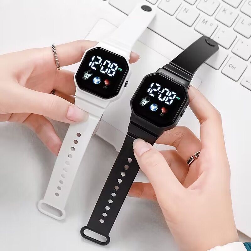2024 LED-Digitaluhr für freundlicher, Jungen, Mädchen, FußBall, Sportuhren, Silikon-Digitaluhr, lässige elektronische freundlicher-Armbanduhr